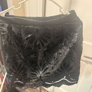 Chic Black Lace Mini Skirt